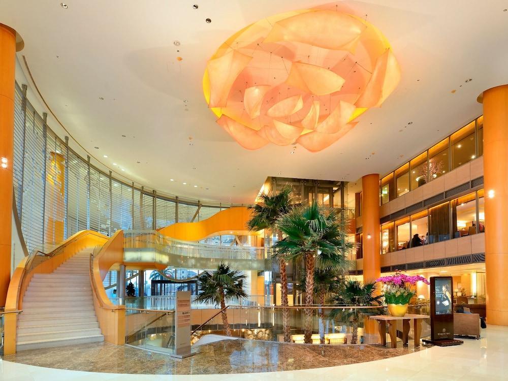 Windsor Hotel Tajcshung Kültér fotó Lobby