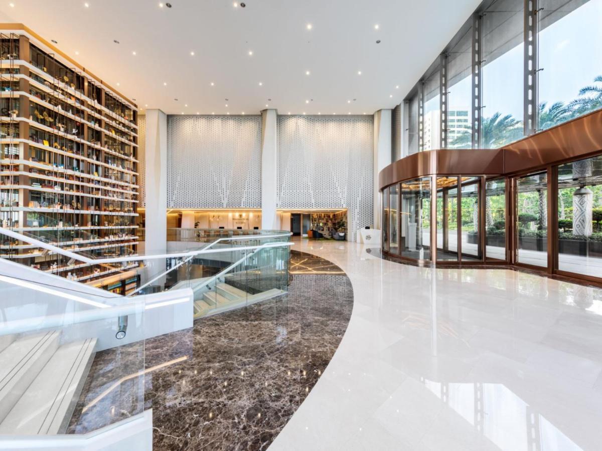 Windsor Hotel Tajcshung Kültér fotó Lobby