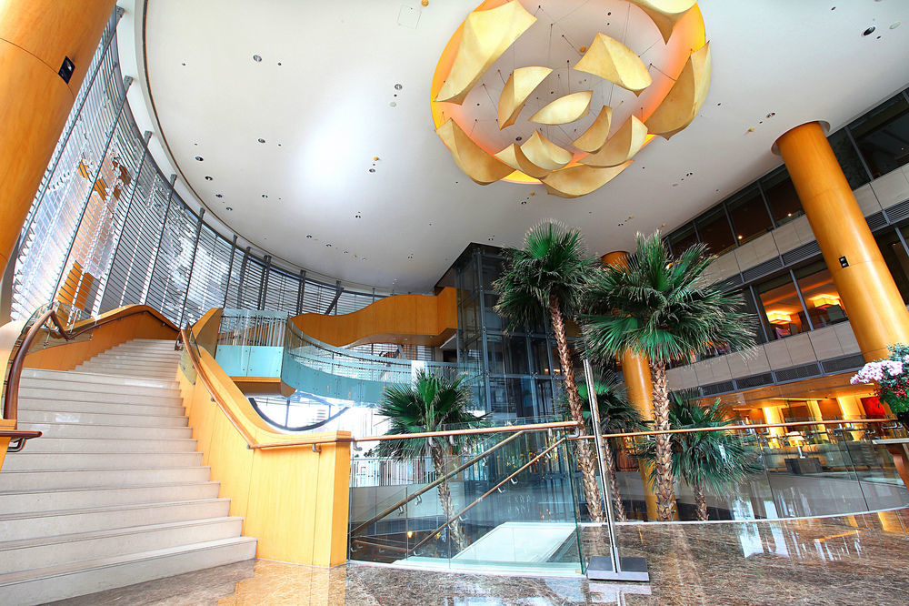 Windsor Hotel Tajcshung Kültér fotó The lobby of the hotel